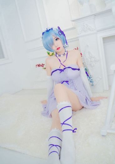 公妇借种乱h日出水
