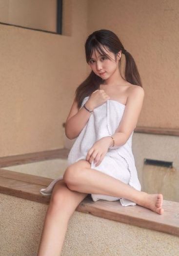 不穿内裤的女教师