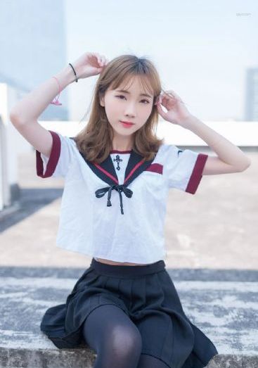 冬日后的樱桃花