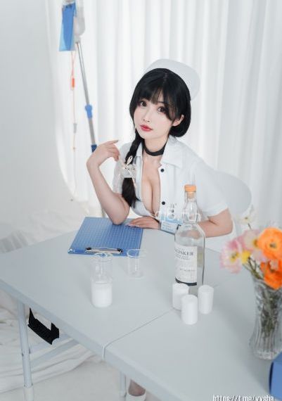 伦理2男一女3p