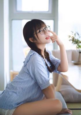 变成黑皮辣妹后和朋友