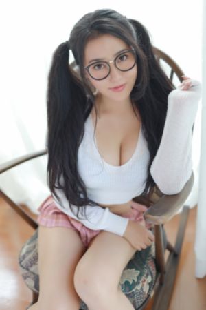 秋霞鲁丝