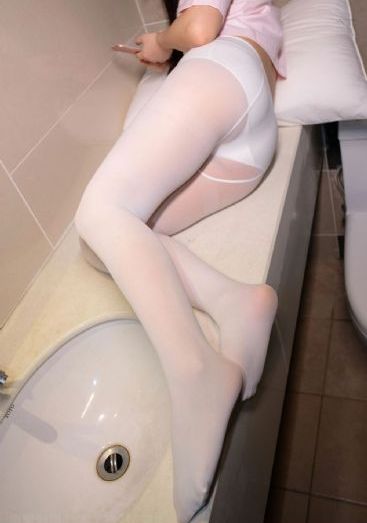 《在异世界迷宫开后宫》
