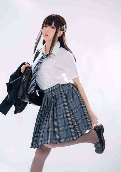 金粉蝶