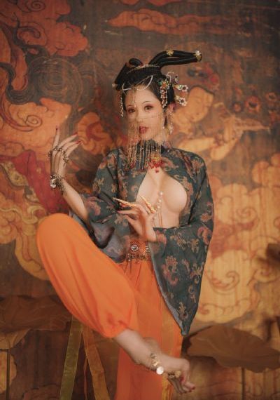 无影灯下