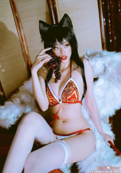 啊…啊你们一个一个来啊