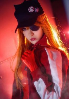 少女1